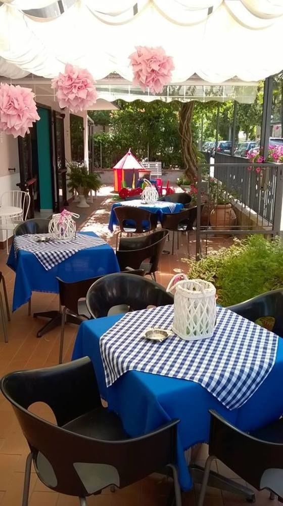 Hotel Gialpina Viserba Di Rimini Buitenkant foto